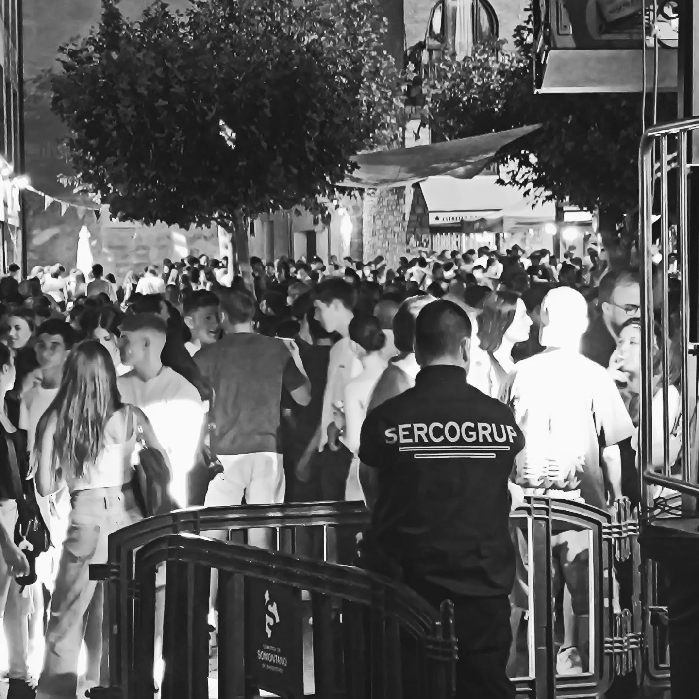 SERCOGRUP seguridad en evento nocturno